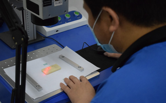 模世家业务员告诉您挑选新澳金龙资料大全时应该注意的地方