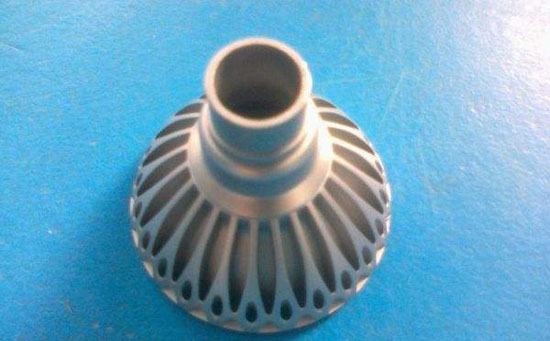 做五金手板，情况就是这样，如果客户能理解的话，新澳金龙资料大全还是会从维护客户的角度出发